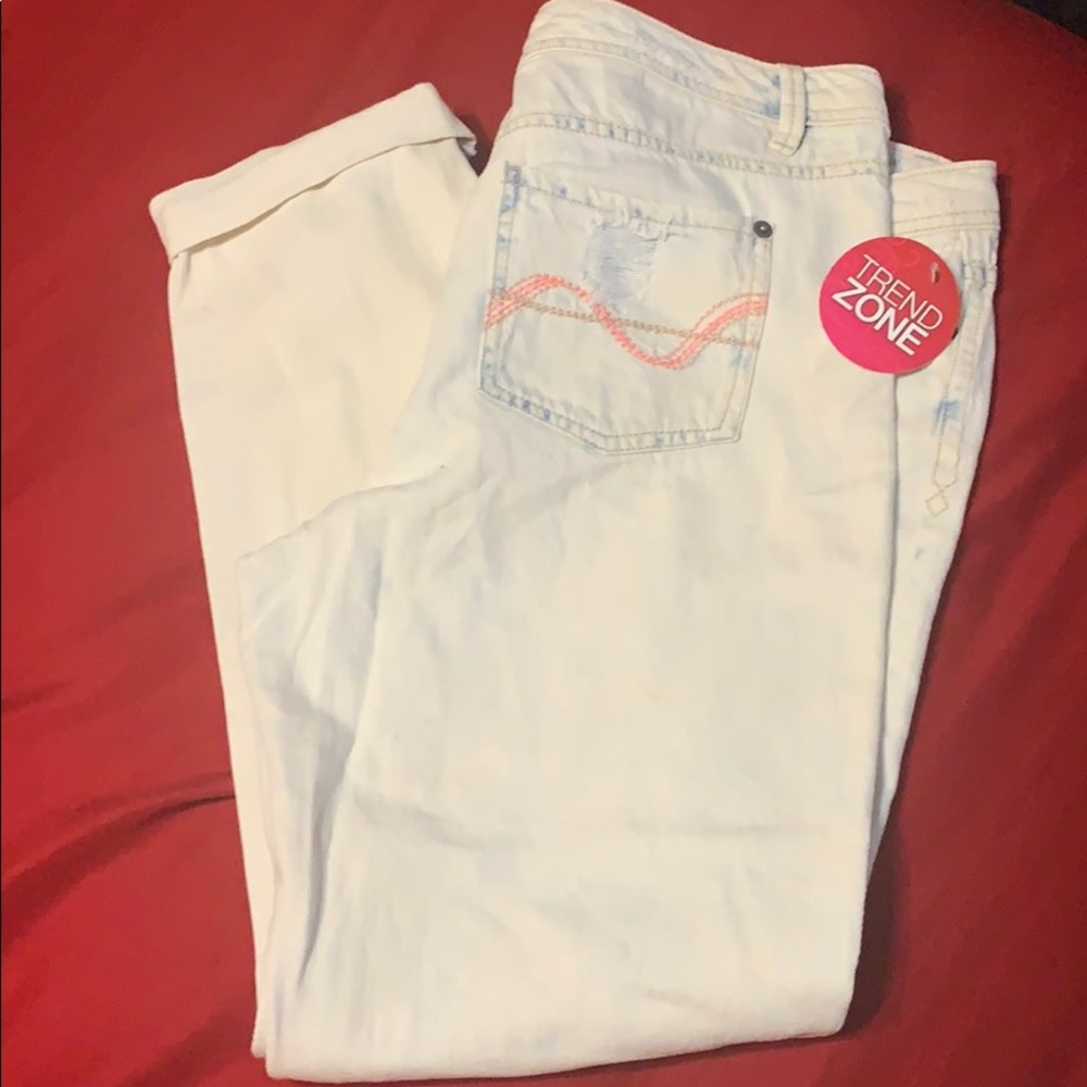 SOLD - Picture 3 of 3